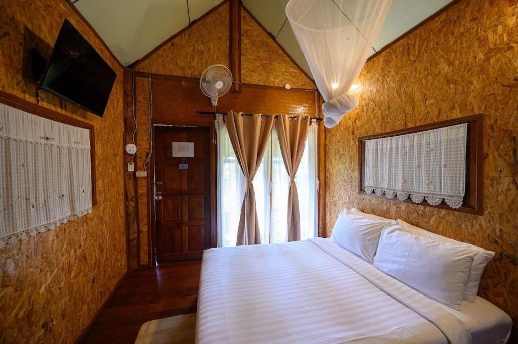 Herntai Resort Ban Mae La Noi Eksteriør bilde
